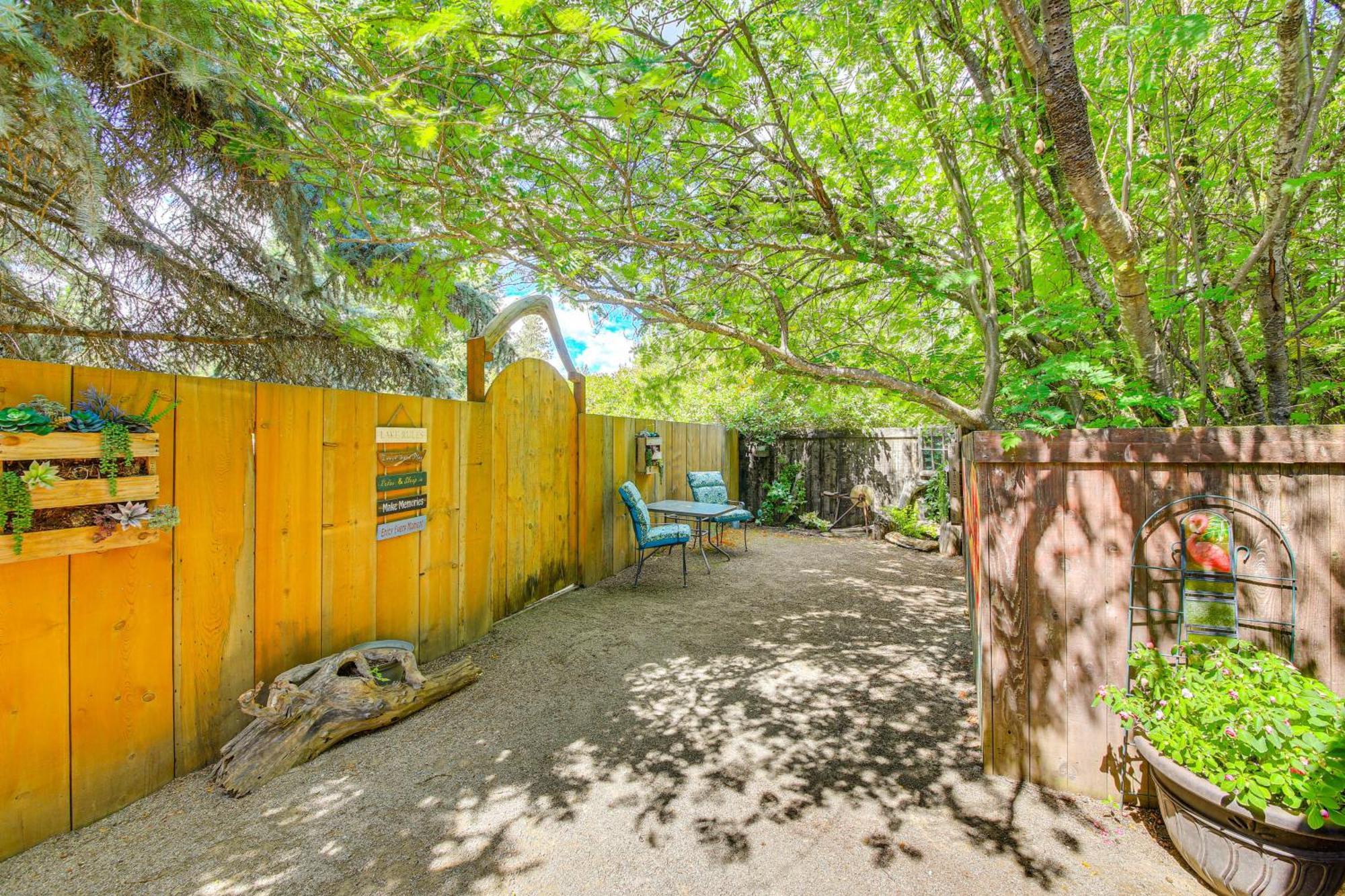 Homey Pet-Friendly Libby Cottage With Yard By Creek! White Haven 외부 사진